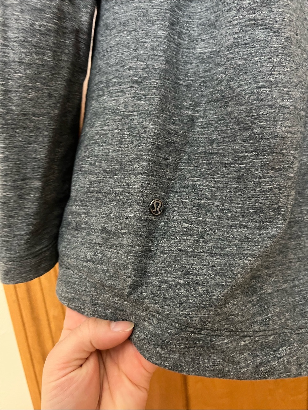 Lululemon Wrap Jacket Size 4‎ Gray Knit Snap Button Mock Neck Pockets - Picture 11 of 13